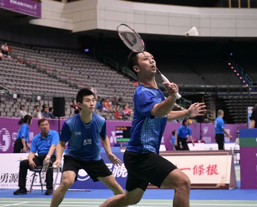 多层面的报 多层面的报