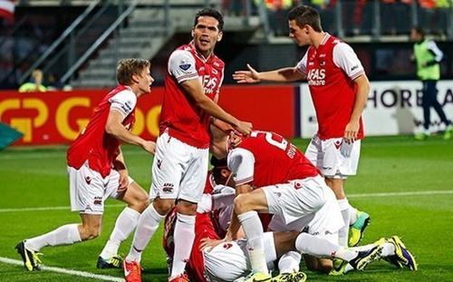 无数球迷和 无数球迷和